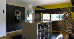 Quelle Couleur Pour Cuisine Sombre Pdc Jpg 922 691 Amenagement Cuisine Ouverte Cuisine Moderne Cuisines Deco