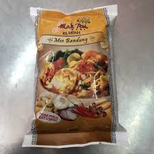Kami menjual mee bandung muar johor asli original yang sedap dan murah secara online. Mak Pon Mee Bandung Muar 400g