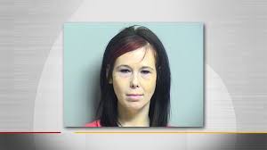 It will be a contradictory with the question details if i say everyone is beautiful. Shaynna Sims Oklahoma Woman Accused Of Removing Dead Woman S Body Parts Cbs News