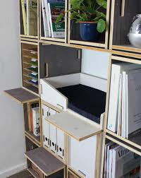 Für den bau eines gartenhauses wird in der regel kiefer aus nördlichen ländern gewählt. Regale Selbster Bauen Mit Holzkisten Regalsystem Werkbox Regalsystem Regal Regal Selber Bauen