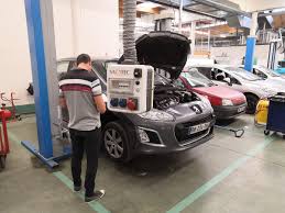 Avons fait, avons rencontré, avons visité. Le Lycee Gaspard Monge Fin Pret Pour Recevoir Les Experts Apres Vente Auto Com