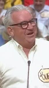 How sweet! Golfer professes his love for his wife! ⛳ 💍 #ThePriceIsRight