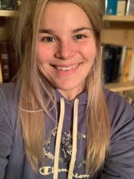 Jessie Meeks's Instagram, Twitter & Facebook