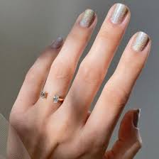 Ce vendeur de faux ongles pour les fetes dont la société est guangzhou yinmandun wangluo keji youxian gongsi ayant pour activité principale ltd fait parti des vendeurs importants et. Nail Art 25 Manucures Festives Pour Noel Et Le Nouvel An 2020
