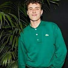 Ariananext april 8 in celebria. The Sweatshirt Button Green Lacoste Worn By Aron Piper On A Post Instagram Spotern