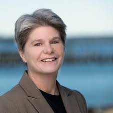 Maureen Drouin (@MaureenDrouin)