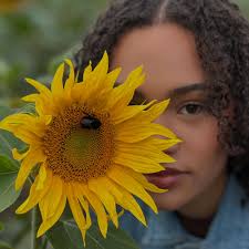 I had the best time at BBC Radio Sussex with Sarah Gorrell earlier