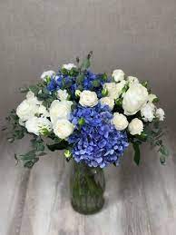 We Strive To Make Your Experience Buying Flowers Online With Us Unforgettable Whether You Are Looking For Buy Flowers Online Birthday Flowers Flower Delivery