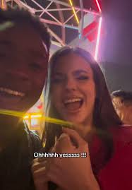 Vicki Bennett Singing