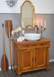 Bonua Antiker Schwedischer Waschtisch Von Badmobel Landhaus Land Und Liebe Bathroom Makeover Guest Bathroom Bathroom Vanity