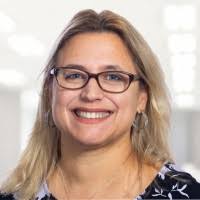 6 "Stephanie Balog" profiles