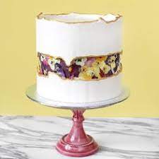 They are also delightful baked with strawberries and raspberries. Dried Edible Flowers