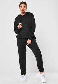 How To Style Oversized Hoodie Style Tips For Women Lugako See more ideas about fashion inspo outfits, casual outfits, oversized hoodie outfit. how to style oversized hoodie style