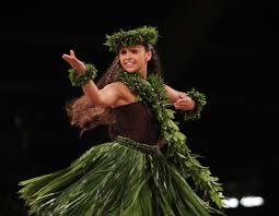 Sie ist benannt nach der größten insel des archipels, die inoffiziell auch big island heißt. 2015 Merrie Monarch Hula Festival Merrie Monarch Festival Hula Dancers Hawaiian Culture