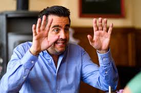 Pastewka nervt endlich wieder in serie! Pastewka Staffel 10 Moviepilot De