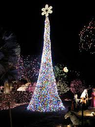 Maybe you would like to learn more about one of these? Top 10 Biggest Outdoor Christmas Lights House Decorations Digsdigs