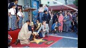 Check out full gallery with 974 pictures of michael jackson. Michael Jackson At The Hollywood Walk Of Fame 1984 Youtube