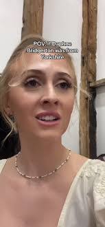 Daphne York's Instagram, Twitter & Facebook