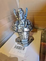 If you have a large item, you can spray paint it and then add some detail with the rub 'n buff on top. Printed In Shitty Pla Barely Any Sanding Coated With One Layer Of Leftover Black Paint And Applied Rub N Buff For The Finish I Love This Stuff 3dprinting