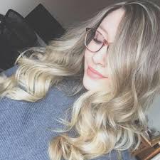 Marie-Ève Gougeon: Maquilleuse professionnelle/Coiffeuse