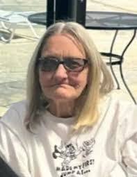 Eileen Kay's Instagram, Twitter & Facebook