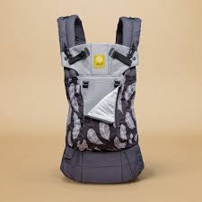 Zip down front gives control over your child's temperature by revealing our breathable mesh. Complete All Seasons Baby Carrier All Weather Lillebaby
