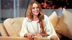 Lindsay lohan confirms her return to the masked singer australia as a judge in 2021 after unfollowing all of her panel members. What S Up With Lindsay Lohan And The Middle East