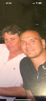 MY LOVING FAMILY ! ❤️❤️❤️❤️ Mum and dad ! Miss you so much 💪💪❤️