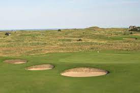 16 green at royal st. Royal St George S Golf Couse Review Golfmagic
