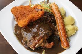 Sharing planet, kuching sarawak merupakan sebuah restoran makanan hipster yang mempunyai landscape yang cantik untuk anda kunjungi.sharing planet ini. Sharing Planet Stapok Teaspoon