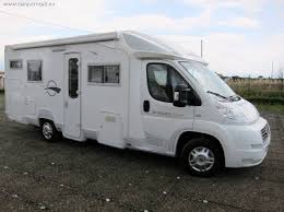 Das mobil bietet sehr viel platz und hat eine große garage mit viel stauraum. Camper Roller Team Granduca Garage P Pistoia