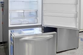 The refrigerator space is very easy to access with one large door. Lg Ldcs24223s Ldcs24223w Ldcs24223b Refrigerator Review Reviewed