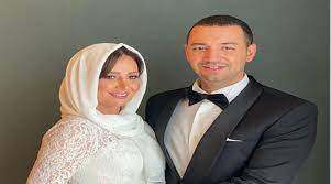 اليكم أسرار القصة الكاملة من ارتدائه إلى خلعه ودور زوجها الكندي الذي أسلم. Ø­Ù„Ø§ Ø´ÙŠØ­Ø© ØªØ±ØªØ¯ÙŠ Ø§Ù„Ø­Ø¬Ø§Ø¨ Ø®Ù„Ø§Ù„ Ø¹Ù‚Ø¯ Ù‚Ø±Ø§Ù†Ù‡Ø§ ÙÙƒØ± ÙˆÙÙ† Ù†Ø¬ÙˆÙ… ÙˆÙ…Ø´Ø§Ù‡ÙŠØ± Ø§Ù„Ø¨ÙŠØ§Ù†