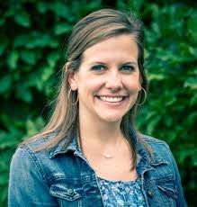 Melinda Beasley's Instagram, Twitter & Facebook