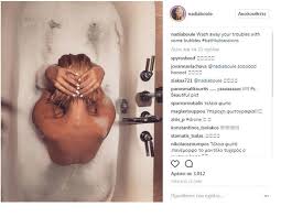 Check spelling or type a new query. H Nantia Mpoyle Fwtografizetai Gymnh Kai Rixnei To Instagram People Amp Style Eidhseis