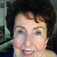 Ruth Bateman's Instagram, Twitter & Facebook