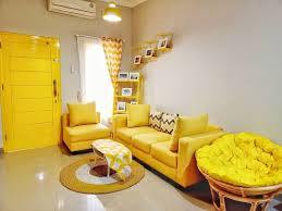 Kunci dari dekorasi ruang tamu kecil adalah soal tata letak dan penataan perabotan dan atau furniture. Ini 6 Trik Dalam Mendesain Ruang Tamu Minimalis 3 X 3 M Nggak Terlihat Sempit Helloshabby Com Interior And Exterior Solutions