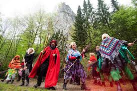 Mai feiern viele die walpurgisnacht mit einem ausgelassenen tanz in den mai. Wenn Lustige Streiche Zu Straftaten Werden