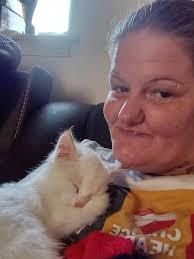 Help needed for cat with ringworm and diarrhea