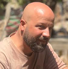 محكمة تحقيق نينوى وبناءً على طلب الادعاء العام، قررت اتخاذ الإجراءات  القانونية بحق مرشحة على خلفية تصريحاتها التي تضمنت تمجيدًا للنظام السابق  وإهانةً لأهالي الموصل، إضافةً إلى محاولتها إثارة النعرات القومي