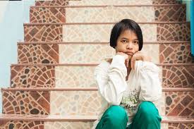 Pengorbanan seorang anak terhadap ibu bapanya yg tersayang dari hasil titik peluh selama 12 tahun. Dampak Psikologis Anak Yang Dibesarkan Tanpa Ibu
