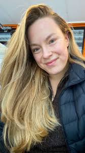 Hi I'm divorced 💔 and looking for new friends, I don't care where you come  from Give me a little hello, Salve is free. but a little hello It means a  lot