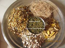 Ever wonder what makes the baby shampoo suds up in the baby bath? Priya S Virundhu Kuliyal Podi Herbal Bath Powder Nalangu Maavu Ayurvedic Herbal Bath Powder Home Made Kuliyal Podi How To To Make Kuliyal Podi At Home