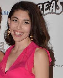 Madeleine Barker's Instagram, Twitter & Facebook