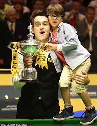 Robertson was 52 points ahead when o'sullivan stepped in to make 68 and pinch the frame and make sure he was level going into the evening session. Ronnie O Sullivan S Estranged Daughter Claims She S Seen Him 10 Times In 21 Years Express Digest