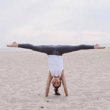 6 471 Likes 163 Comments Alivia D Andrea Fiercelivy On Instagram Chillin At The Beach How Are You Al Yoga Poses Pictures Yoga Poses Flexible Yoga Poses