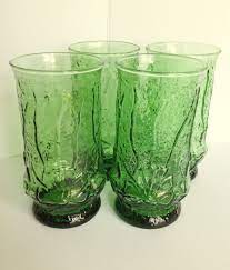 These 4 glasses are in excellent condition. 4 Anchor Hocking Rain Flower 16 Ounce Iced Tea Emerald Green Drinking Glasses Vintage Glassware Vintage Glassware Green Drinking Glasses No Rain No Flowers