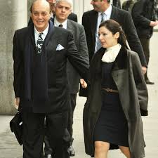 Mağusa'da gazete satarak büyüyen asil nadir. Asil Nadir Stole 150million From Polly Peck Mirror Online