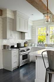 Le Carrelage Metro Blanc Fait Fureur Dans La Cuisine Archzine Fr Remodelage Petite Cuisine Designs De Petite Cuisine Interieur Moderne De Cuisine