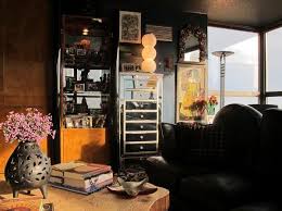 Over the years the hotel has served as a refugee center, juvenile detention center and artist studios. Home Design 8 Ways To Make Eclectic Style Look Deliberate The Denver Post